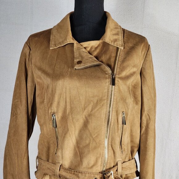 Wildflower Tan Poly Faux Suede Belted Cropped Moto Jacket with Gold Accents Sz M - Picture 6 of 16